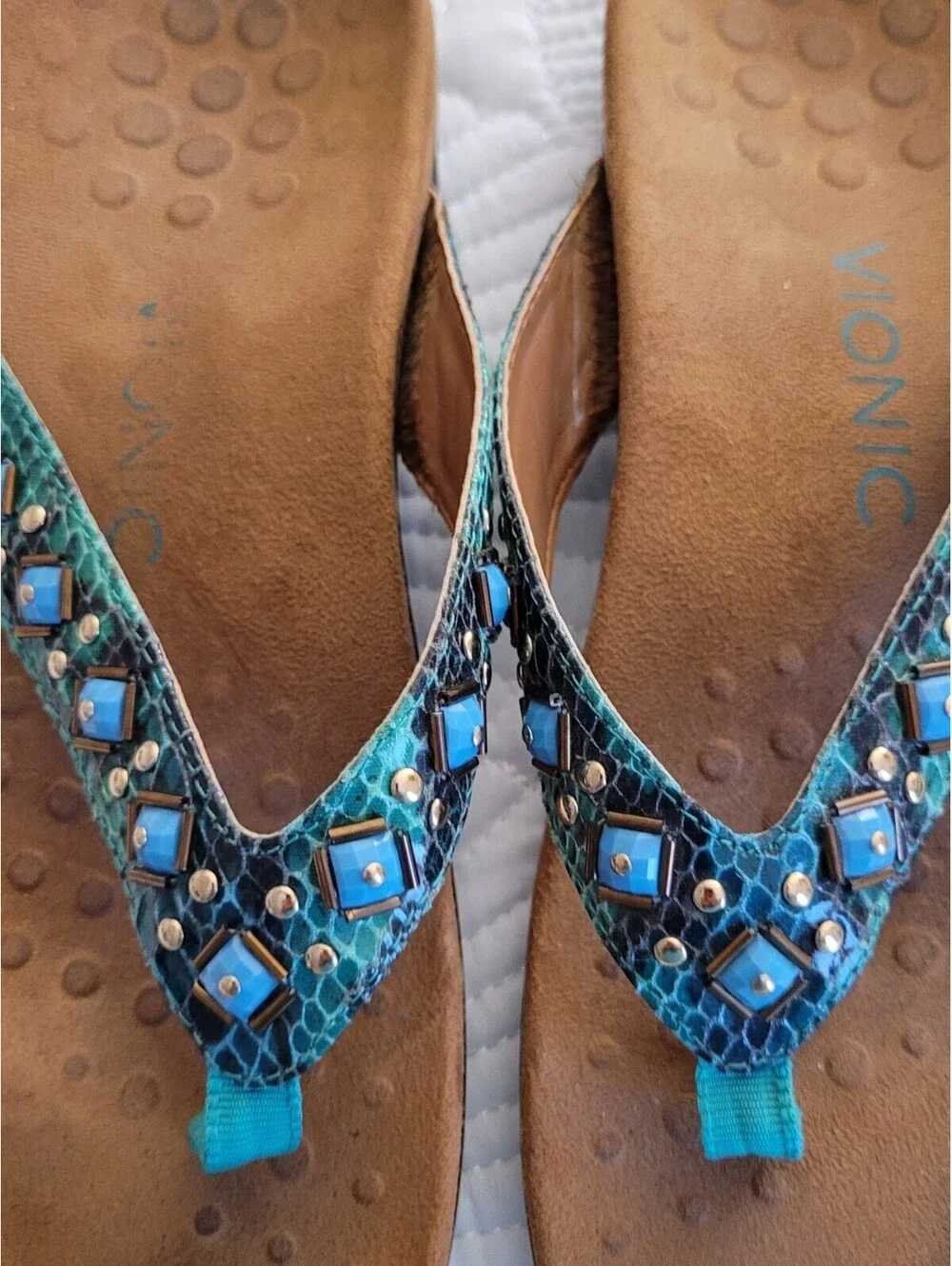 Vionic Womens 7 Floriana Jewel Teal Snake Print Turquoise Sandals Flip Flops